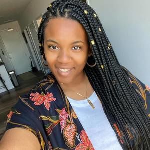 Meet your Posher, Brittney